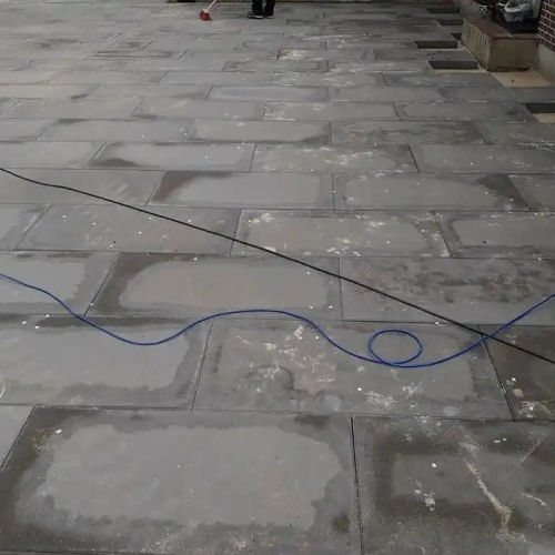 Belægning af udendørsareal i Grindsted