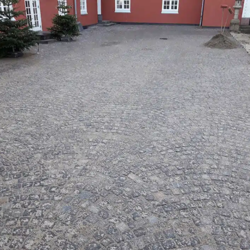 brostensbelægning indkørsel i Billund